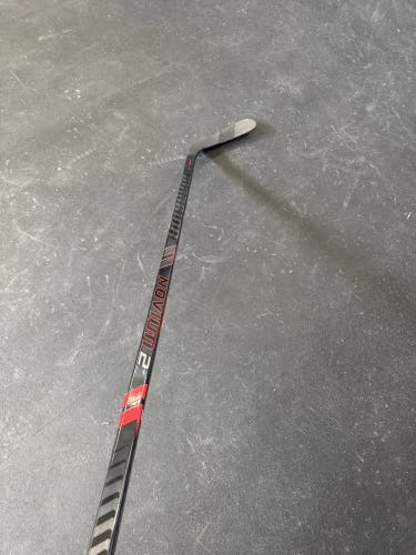 Senior Warrior Novium 2 SP Right Handed Hockey Stick M03 85 Flex (New)