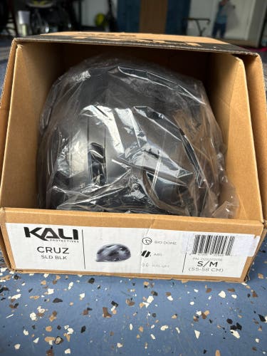 Kali Bike Helmet (New) s/m