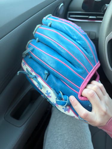 2024 Infield RH Wilson A2000 Baseball Glove 11.5" (Used)