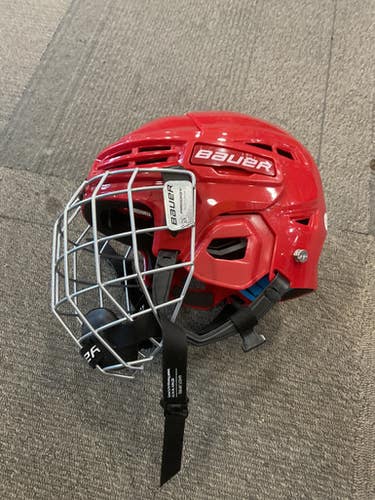 Used Bauer PRODIGY Helmet Cage Combo Red SM 11614-S000232243