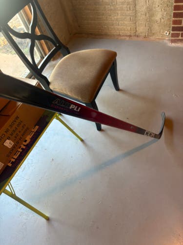 NEW Intermediate CCM JetSpeed FT8 Pro Right Handed Hockey Stick P28 65 Flex (New)