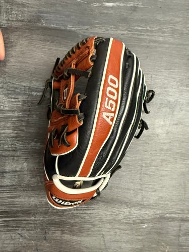 Wilson A500 LH Baseball Glove 11.5" (Used/like new)