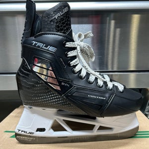 True Custom SVH Pro Skate Size 5 Regular Width (Like New) OHL Prostock