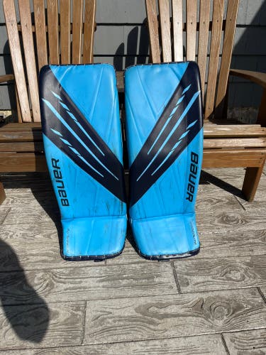 XS Bauer Hyperlite Goalie Leg Pads (Used)