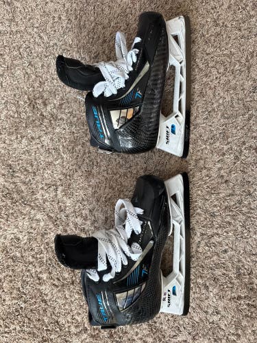 True TF Mens Pro Stock Size 8 Goalie Skates 71234