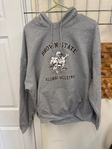Gray Men's XL Brown State Lacrosse alumni weekend Sweatshirt (New)