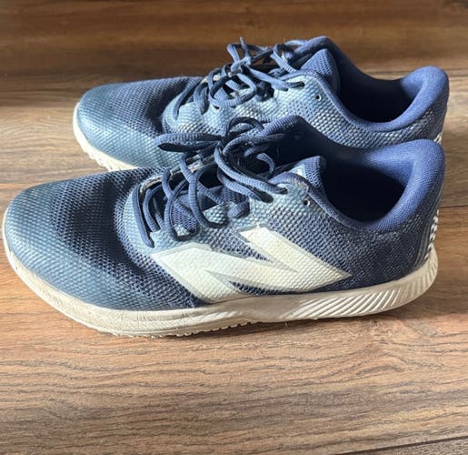 Blue Men's Size M 9.0 (W 10.0) Adult New Balance Shoes (Used)