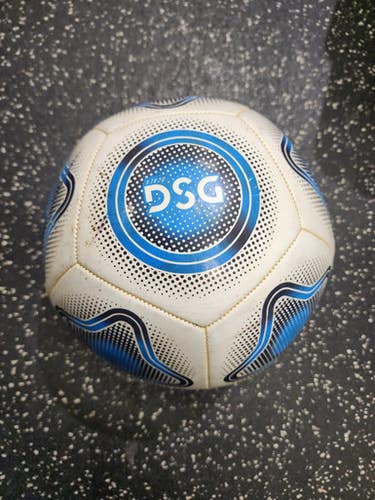 Used DSG SOCCER BALL All Size Soccer Ball Royal Blue 5 11849-S000036684