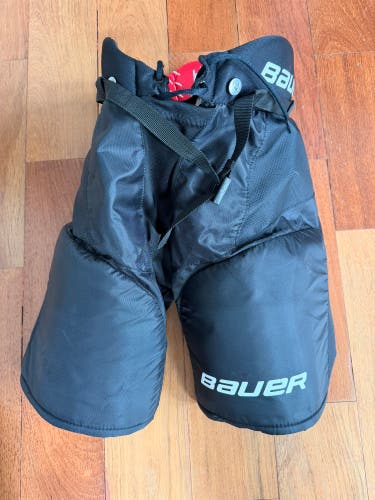 Junior Medium Bauer Lil Sport Hockey Pants (Used)