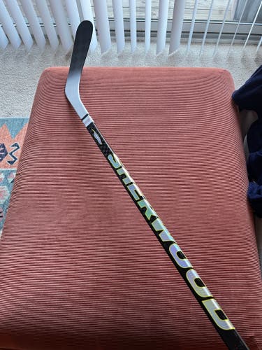 Intermediate Sher-Wood CODE IV Right Handed Hockey Stick PP26 50 Flex (Used)