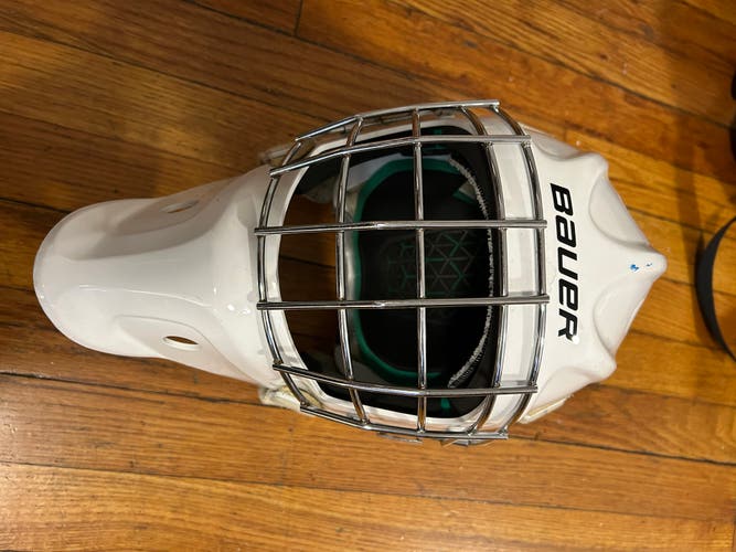 Senior Medium Bauer NME 4 Goalie Mask (Used)