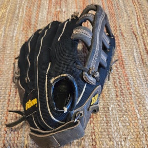 Wilson RH Outfield A9740 Baseball/Softball Utility Glove 12.5" Game Ready