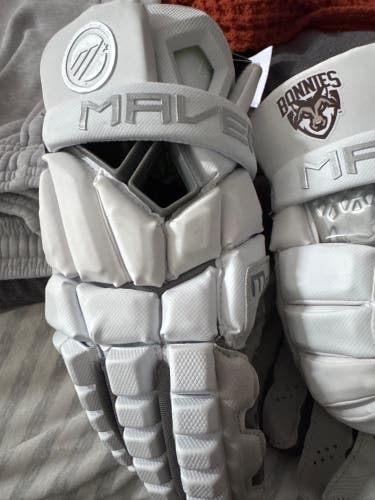 Maverik Max Lacrosse Gloves (New)