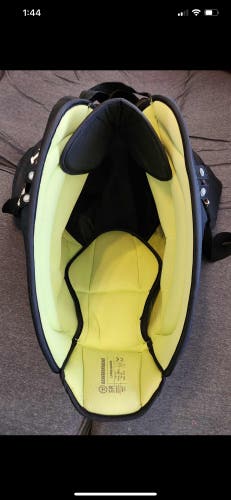 Senior Large Warrior Ritual X4 E+ Hockey Goalie Pants (Used)