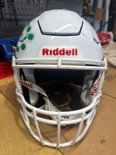 USED RIDDELL FLEX ADULT HELMET - LARGE - METALLIC WHIITE