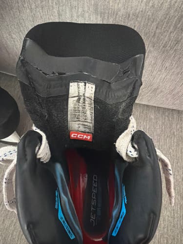 Black 2023 CCM JetSpeed FT6 Pro Hockey Skates Wide Width 6 (Used)