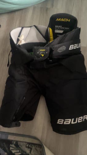 Senior Medium Bauer Supreme Mach Hockey Pants (used like new)