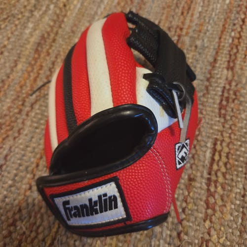 Franklin RH Air Tech Baseball Glove 8.5" Let's go T-Ball