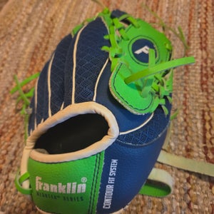 Franklin RH Meshtek Series Baseball Glove 9.5" Hand Formed Pocket