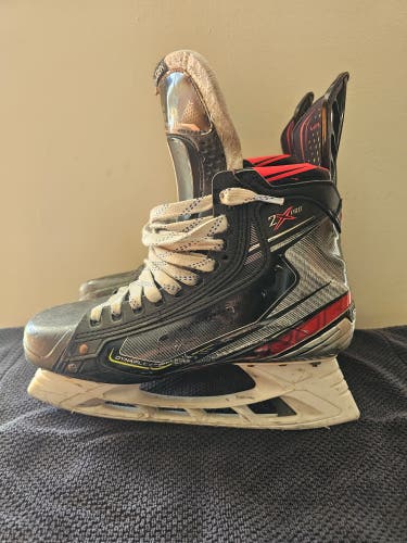 Bauer Vapor 2X Pro Hockey Skates Extra Wide Width Pro Stock 8 (Used)