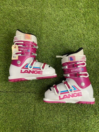 Mondo 23 & 23.5 Lange Starlet 60 Ski Boots (Used)