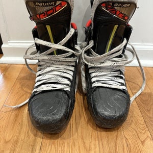 Bauer Vapor 2X Pro Hockey Skates Pro Stock 8 - Boots Only