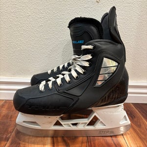True Pro Custom Hockey Skates Regular Width Pro Stock Size 6 (Used)