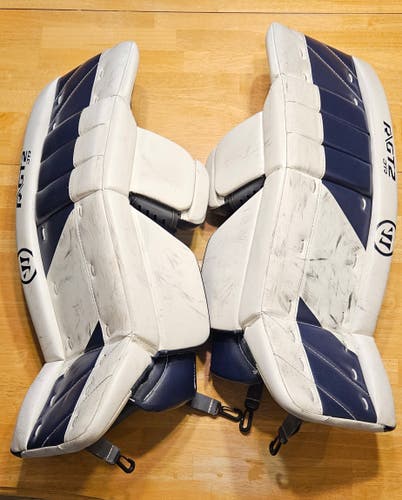 26 + 1 Warrior Ritual GT2 Junior Goalie Leg Pads (Used) Blue & White