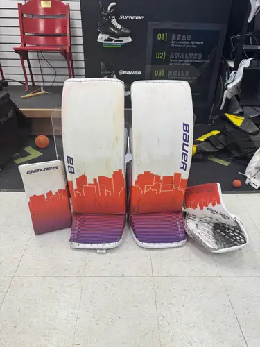 Senior Large / 35" Bauer Hyperlite Regular Goalie Full Set Pro Stock (Used)