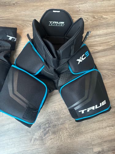 True Xc9 Girdle with Shell / Size Junior Medium  (New)