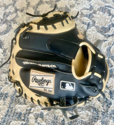 2025 Rawlings Heart of the Hide RH Catcher's Baseball Glove 34" (Almost New - bullpens only)