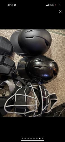 All Star 2 piece w 2 skull caps