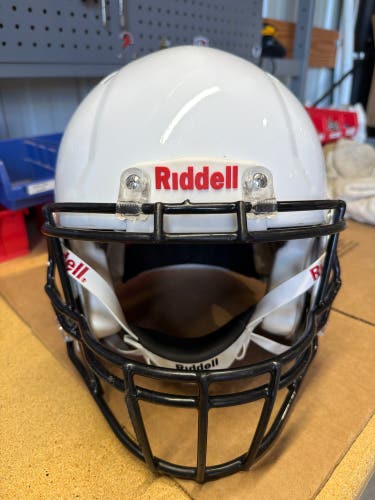 USED RIDDELL SPEED ICON ADULT HELMET - XL - METALLIC WHITE