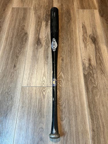 Old Hickory Pro Issued J143M Bat 32 oz 34" (Used)