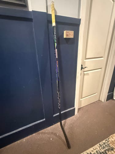 Senior CCM Ribcor Trigger 9 LH P29 85 Flex. Used once.