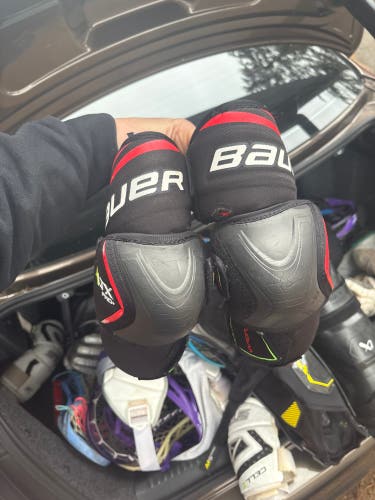 Senior Medium Bauer Vapor XLTX Pro Elbow Pads (Used)