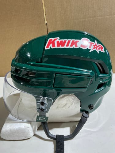 CCM Tacks 910 Pro Stock Hockey Helmet Visor Combo Medium Forest Green WILD (Used) 15276