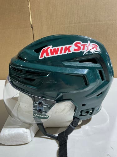 Bauer Re-Akt 155 Pro Stock Hockey Helmet Visor Combo Medium Forest Green WILD (Used) 72957