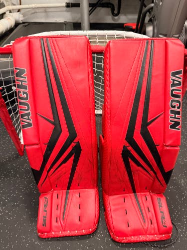 28" Vaughn SLR4 Goalie Pads (barley used)