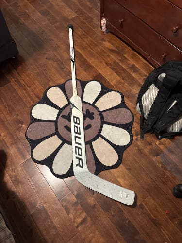 Intermediate Bauer Supreme S170 Goalie Stick 23" Paddle (Used)