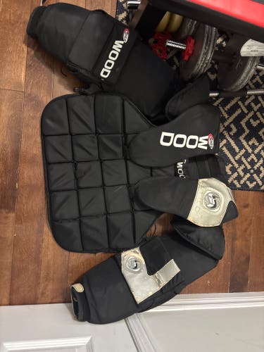 Medium Sher-Wood Goalie Chest Protector (Used)
