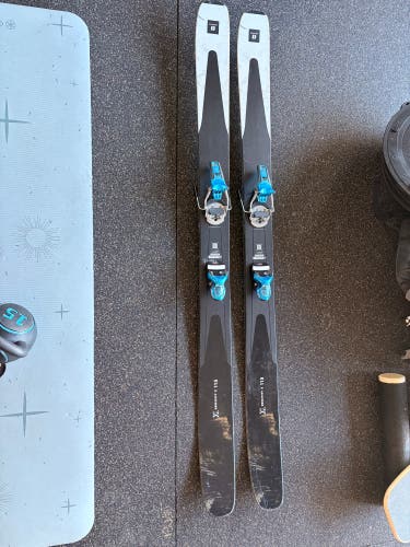 Unisex 2024 Armada Declivity 184 cm Powder Skis With Bindings Max Din 15 (Used)