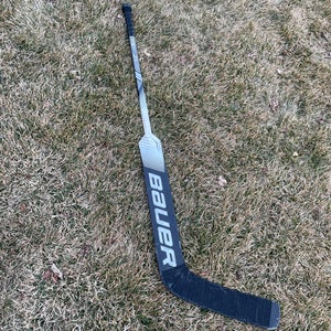 Junior Bauer Supreme S27 Regular Goalie Stick 21" Paddle (Used)