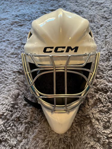 Senior XS CCM Axis F9 Goalie Mask