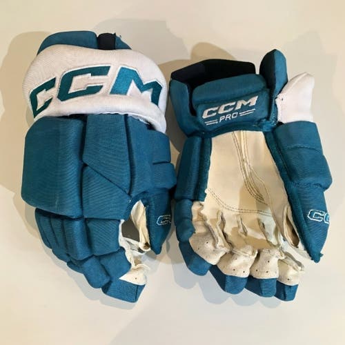 13" San Jose Sharks Barracuda Teal CCM HGTKPP Tacks Used with New Palms *Read Full Description*