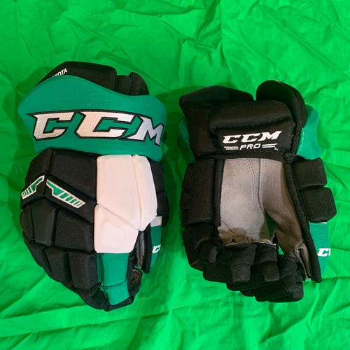 13" New University of North Dakota NCAA CCM HGTK Tacks Pro Stock Gloves *Read Full Description*