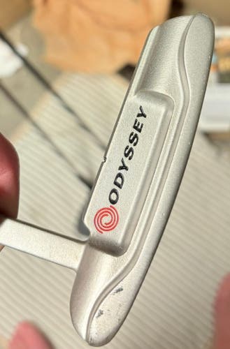 Unisex Odyssey White Hot 1 Right Handed Putter 35" (Used)