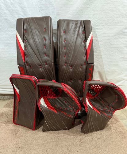 True L20.2 33+2 pro stock Goalie Full Set