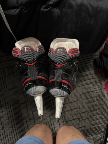 2017 Bauer Vapor 1X Hockey Goalie Skates Regular Width 8 (Used)