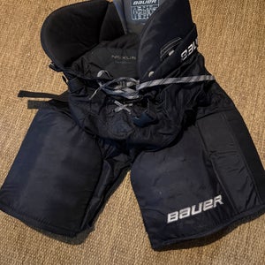 Junior Large Bauer Nexus N8000 Hockey Pants (Used)
